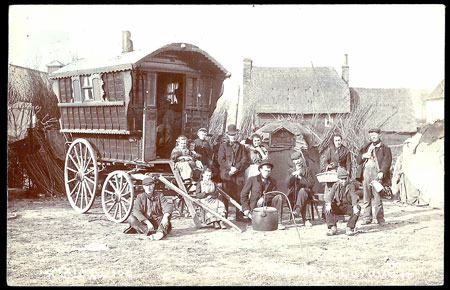 Warwick & Warwick postcard auction report 21st January 2015