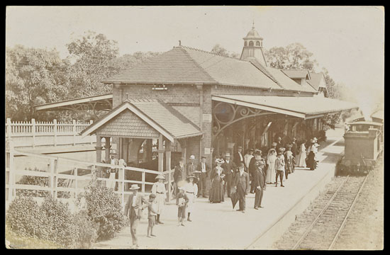 Warwick & Warwick Postcard Auction Report 21st September 2016